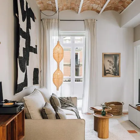 Senahu - 2 Bedrooms And Office In Eixample Dreta