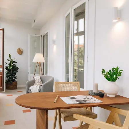 Apartament Senahu - 2 Bedrooms And Office In Eixample Dreta Barcelona