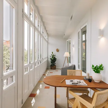 Senahu - 2 Bedrooms And Office In Eixample Dreta Barcelona